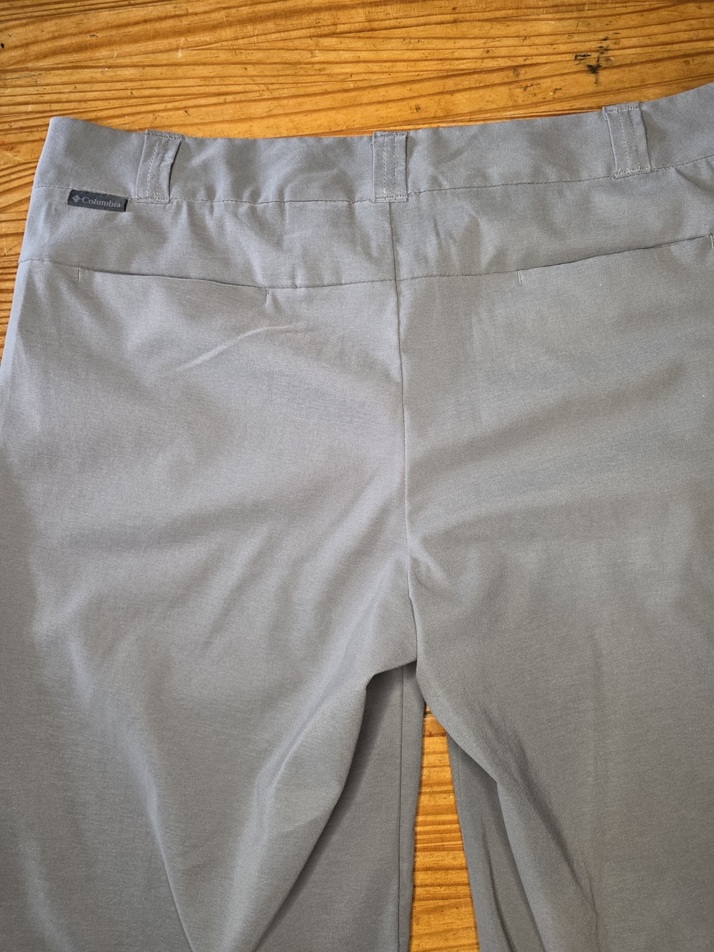 Women’s Stretch Bermuda Shorts - Light Gray - Picture 4 of 9